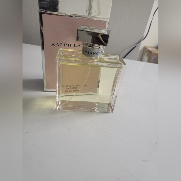 Ralph Lauren Romance Eau de Parfum Natural Spray 3.4oz - Picture 2 of 2